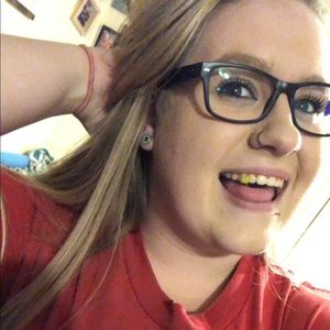 Meet your Posher, Aleesha